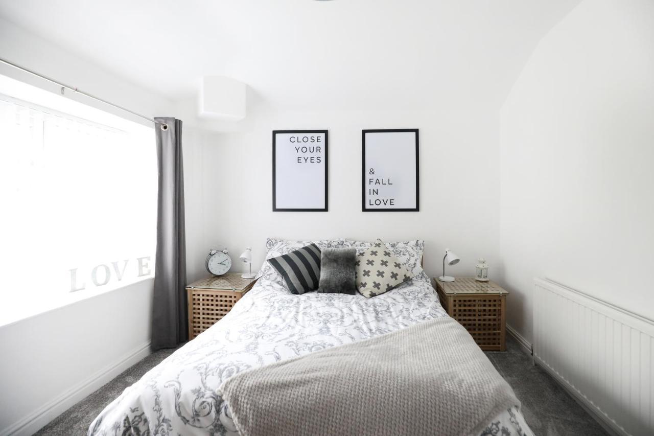 Willow Cottage เพทลีย์บริดจ์ ภายนอก รูปภาพ