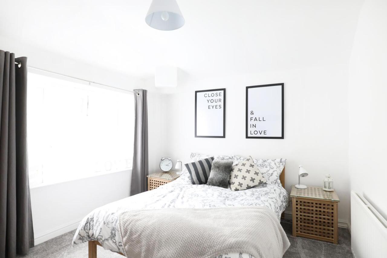 Willow Cottage เพทลีย์บริดจ์ ภายนอก รูปภาพ